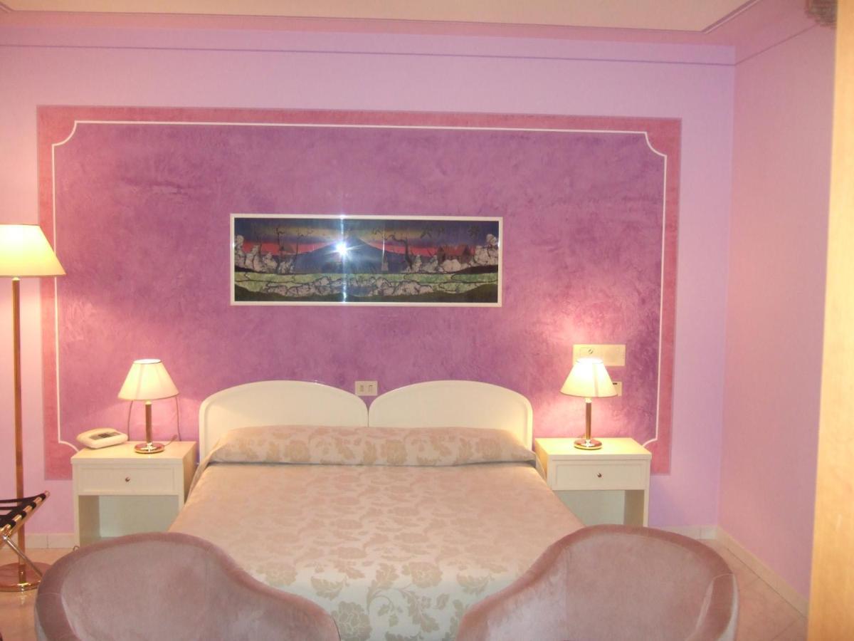 Hotel La Torre Кастильоне-дель-Лаго Экстерьер фото