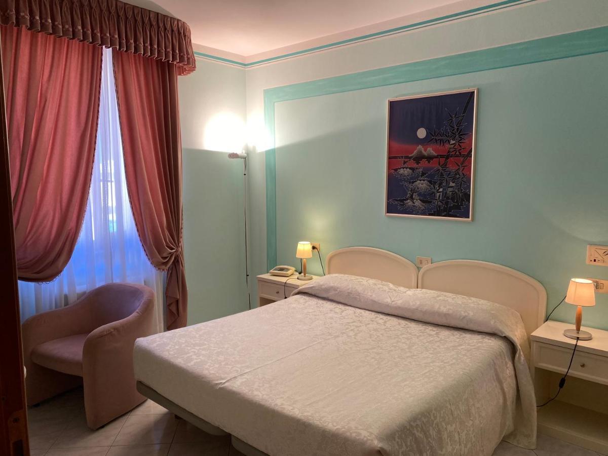 Hotel La Torre Кастильоне-дель-Лаго Экстерьер фото