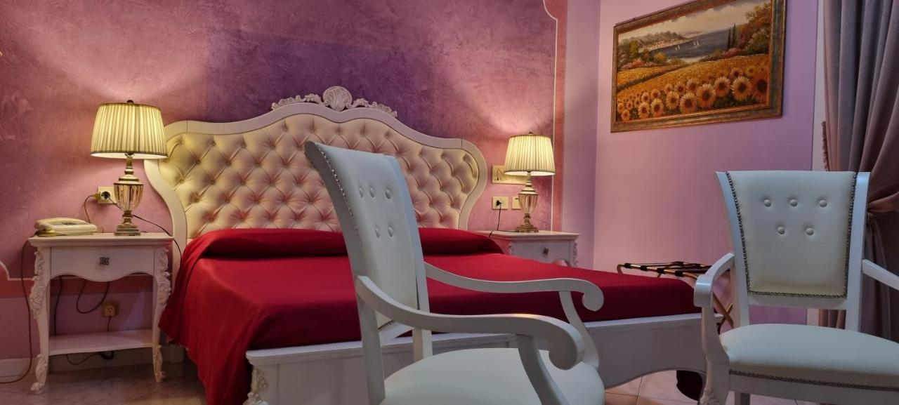 Hotel La Torre Кастильоне-дель-Лаго Экстерьер фото