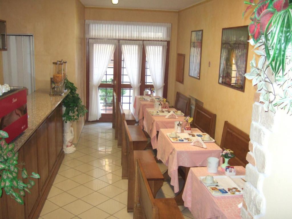 Hotel La Torre Кастильоне-дель-Лаго Экстерьер фото