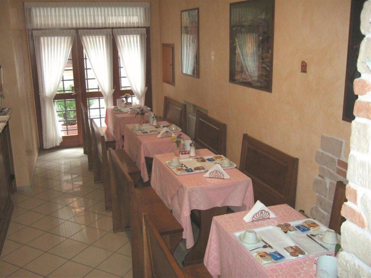 Hotel La Torre Кастильоне-дель-Лаго Экстерьер фото